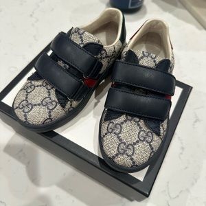 Authentic Gucci girls/boys shoes !!!!